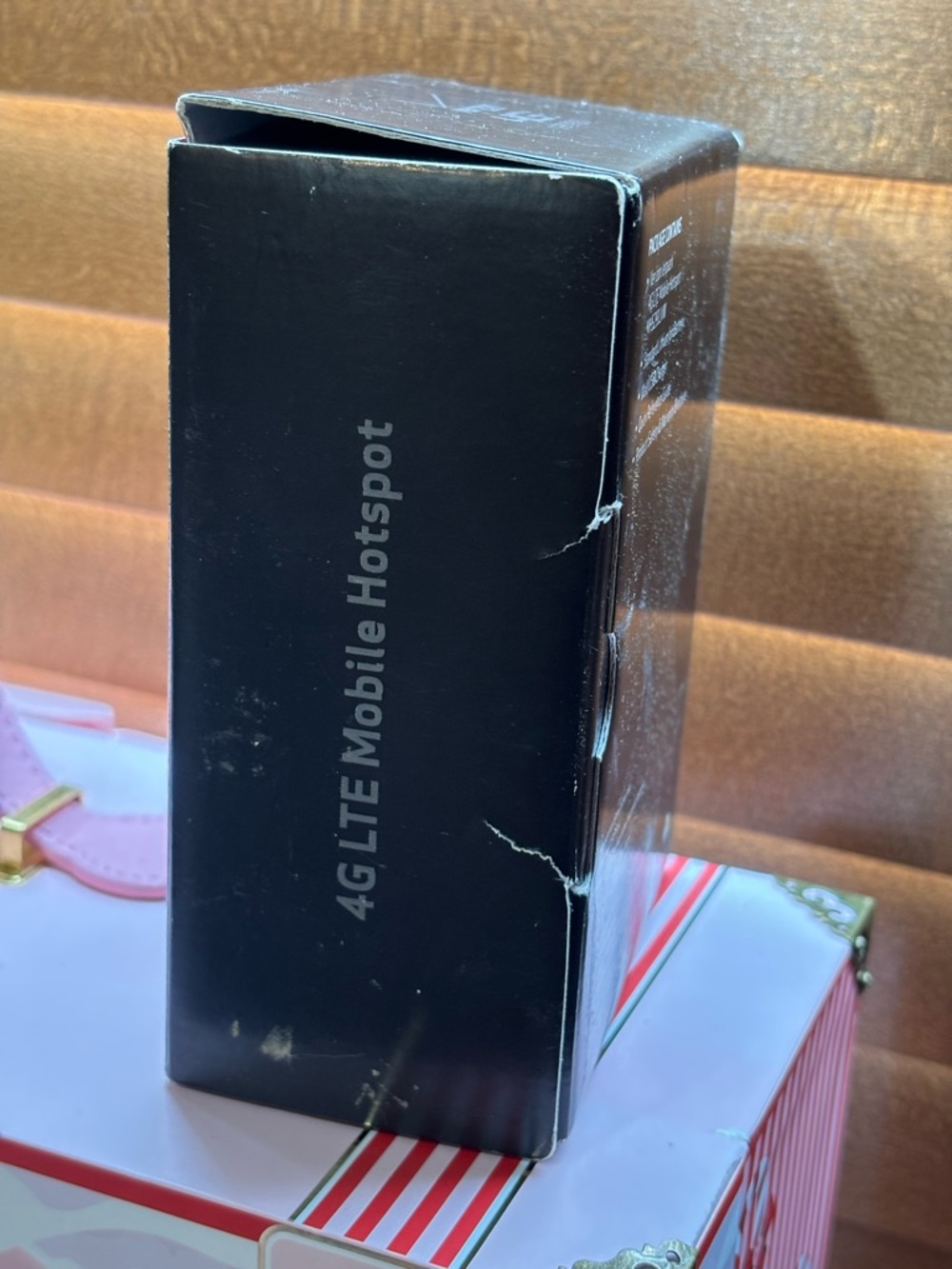 Verizon Jetpack 4G LTE mobile hotspot - Picture 2 of 4